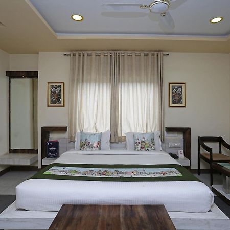 Collection O Greenland Udaipur Eksteriør bilde